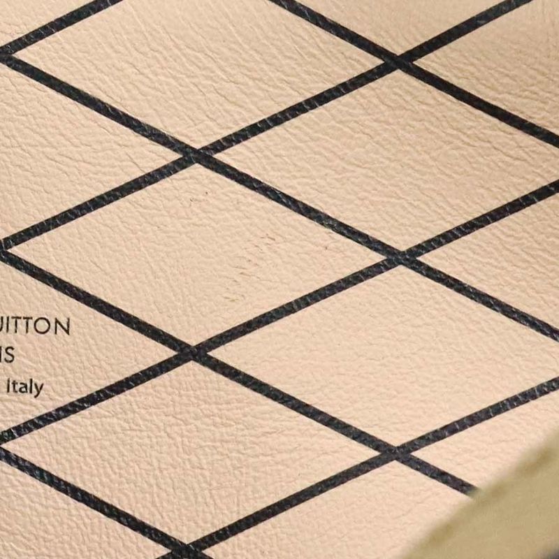 Louis Vuitton Crossbody Shoulder Bag Petite Mal Soft MM