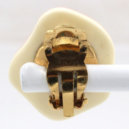 Chanel Camellia *one Side Plastic White 03P Ladies 3.2g Earring