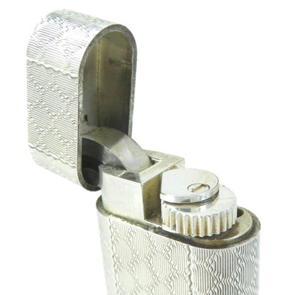 Cartier Plaid Oval Gas Lighter Smoking Goods Silver Made In Switzerland Men's
