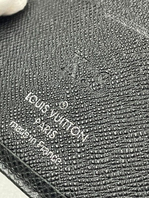 Louis Vuitton Taiga Portefeuille Florine Ardoise Compact Wallet Folded M31112