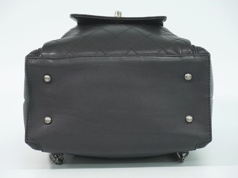 Authentic Chanel Coco Mark Matelasse 2WAY Chain Drawstring Backpack Sac Handbag