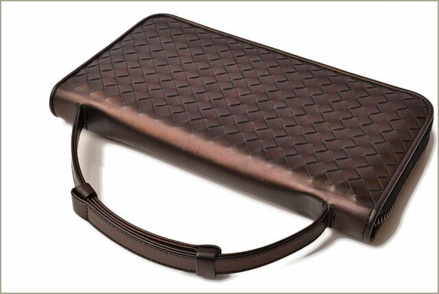 Bottega Veneta Long Wallet Travel Case Bottega Veneta Round Zipper Closure
