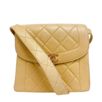 Chanel Diana Flap Turnlock 5th Matelasse Handbag Bag Cabasn Brand Beige Women