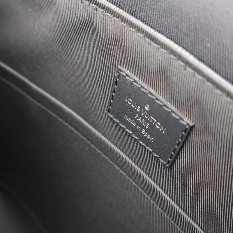 Louis Vuitton N40349 Damier Graphite Crossbody District PM NV2 Shoulder Bag