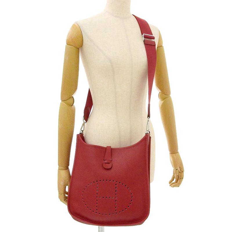 Hermes Taurillon Clemence Evelyne III Shoulder Bag
