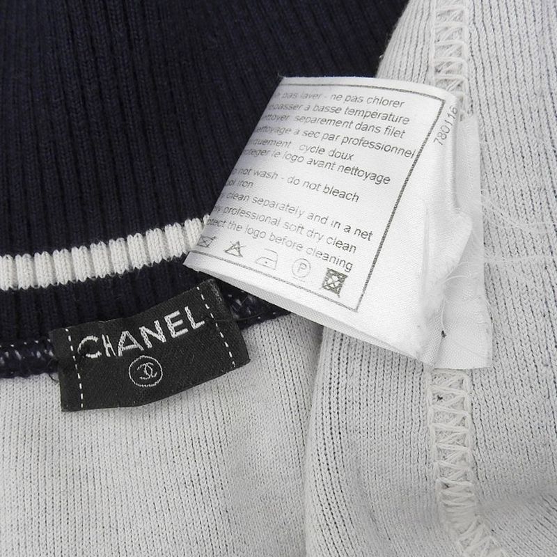 Table Chanel 08C P32498 Cashmere Side Stripe Airplane Stitch Knit Skirt Navy