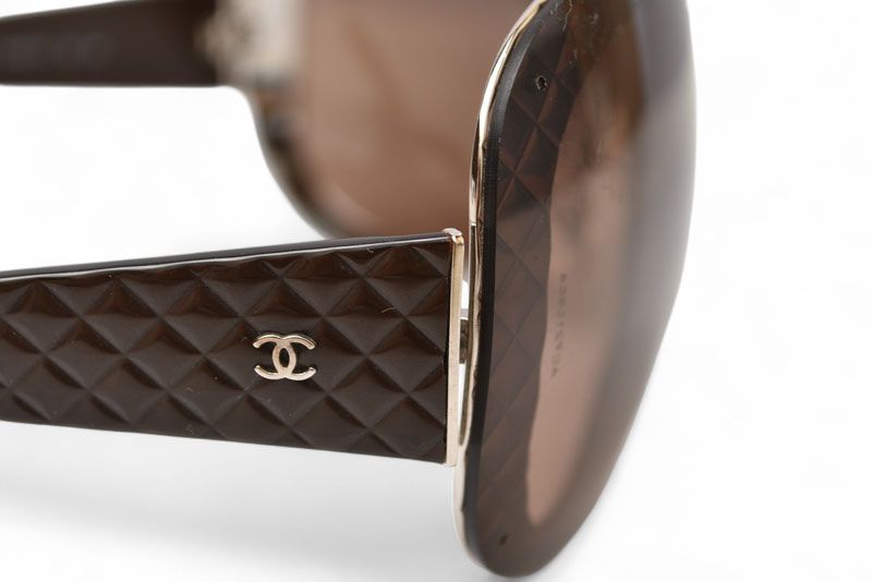 Chanel Sunglasses Chanel Eyewear Matelasse 4165 C.378 73 120 3N Polarized Women