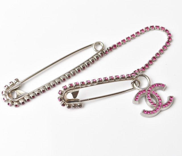 Chanel Brooch Pin Brooch Coco Mark Rhinestone Silver Magenta 230614