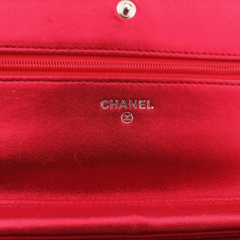Chanel Boy Chanel Red Patent A68911 19500991