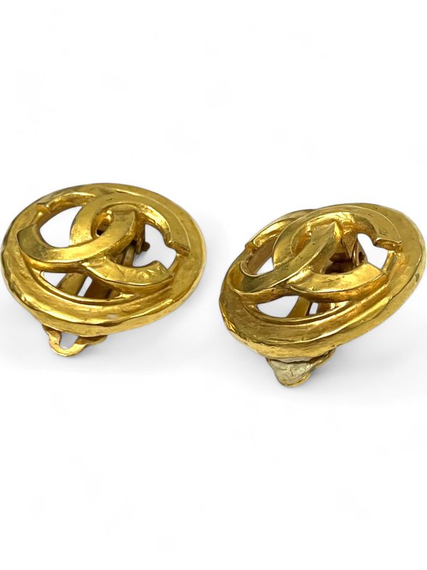 Chanel 01P Coco Mark Circle Earrings Ladies Gold