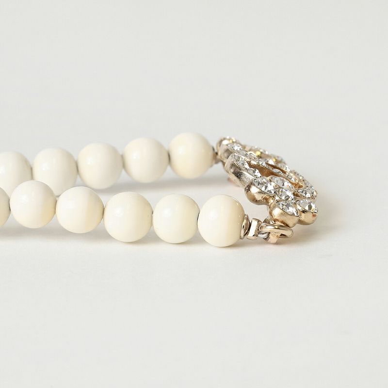 Chanel Bracelet Gold/white