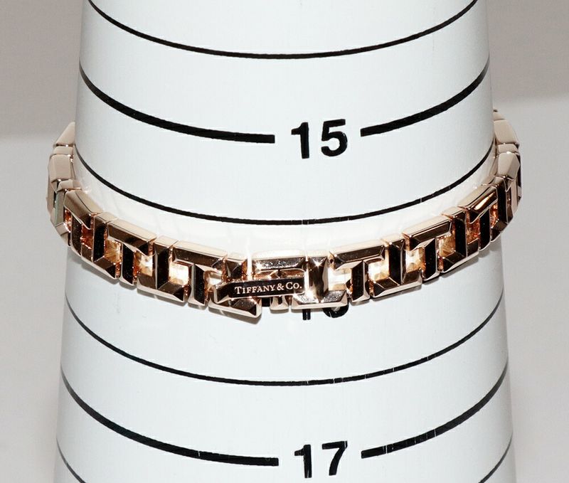 Tiffany & Co Bracelet 18K Pink Gold T True Narrow Bracelet Medium