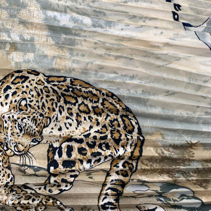 Hermes Pleated Sichlian Sichuan Sicilian Animal Scarf 100% Silk Orange