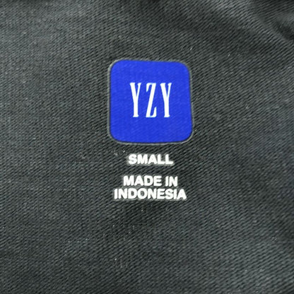 Yeezy Gap Engineered by Balenciaga Yeezy Gap Engineered by Balenciaga Logo 3 4