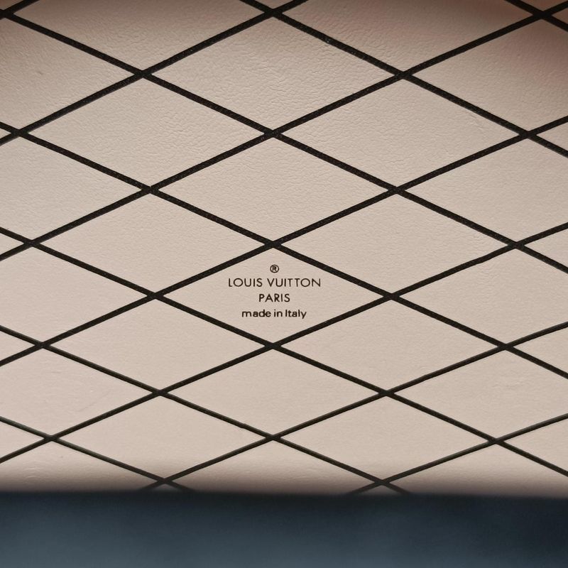 Louis Vuitton Petite Boite Chapeau Beige And Black Cles Zahr M53138pl0318 IC