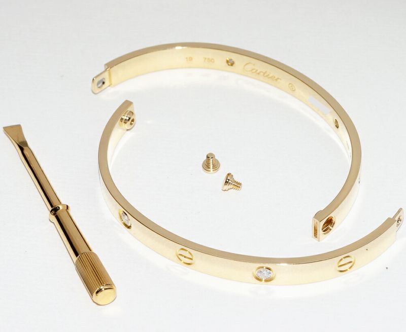 Cartier Bracelet Bangle 18K Yellow Gold 4p(042ct) Diamonds Love Bracelet Half