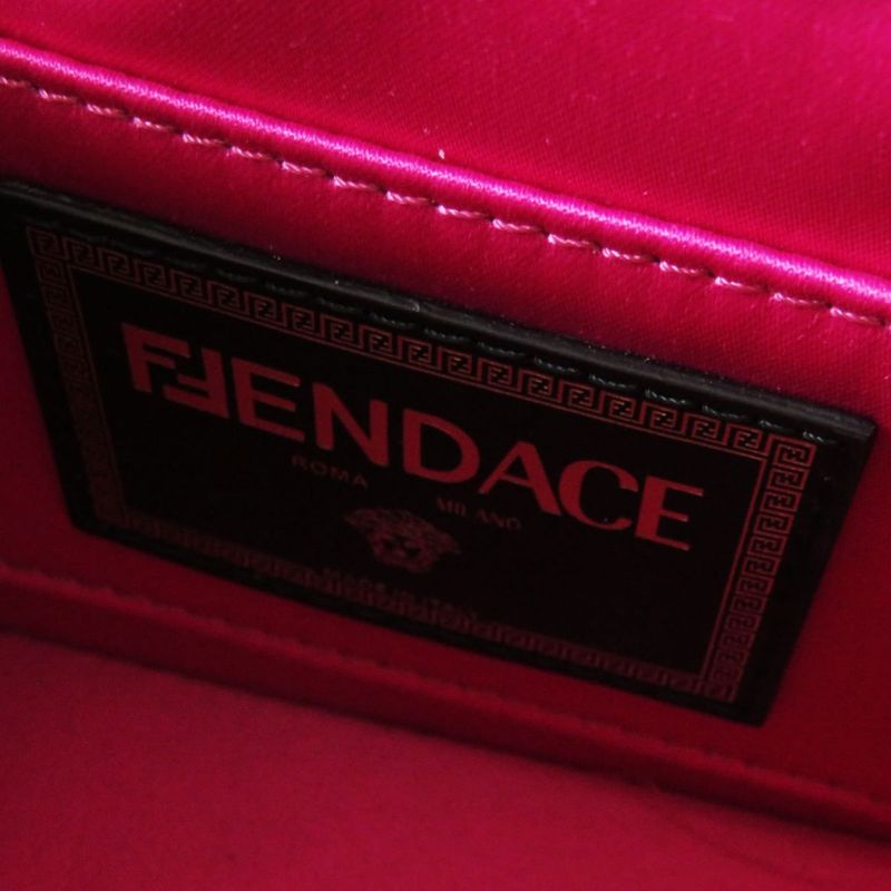 fendace Fendace Fendi X Versace Collaboration 8br801 Leather X Brooch 2WAY