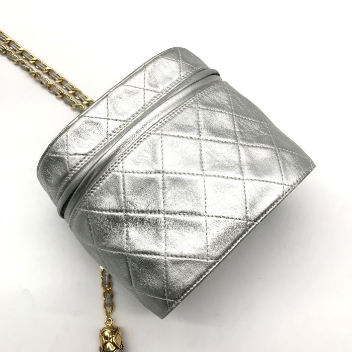 Chanel CC Logo Quilted Chain Shoulder Bag with Fringe Vanity Silver Leather